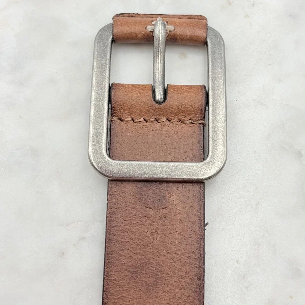 Frye Leather Belt Women 32 Medium Brown Silver Buckle Grommet Star Boho Y2K FLAW